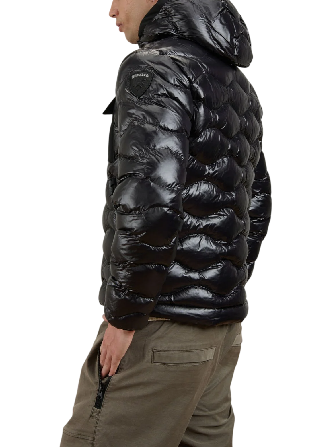 Blauer piumino uomo a onde Bryant con cappuccio nero 26WBLUC02053-005958 999EI BLAUER