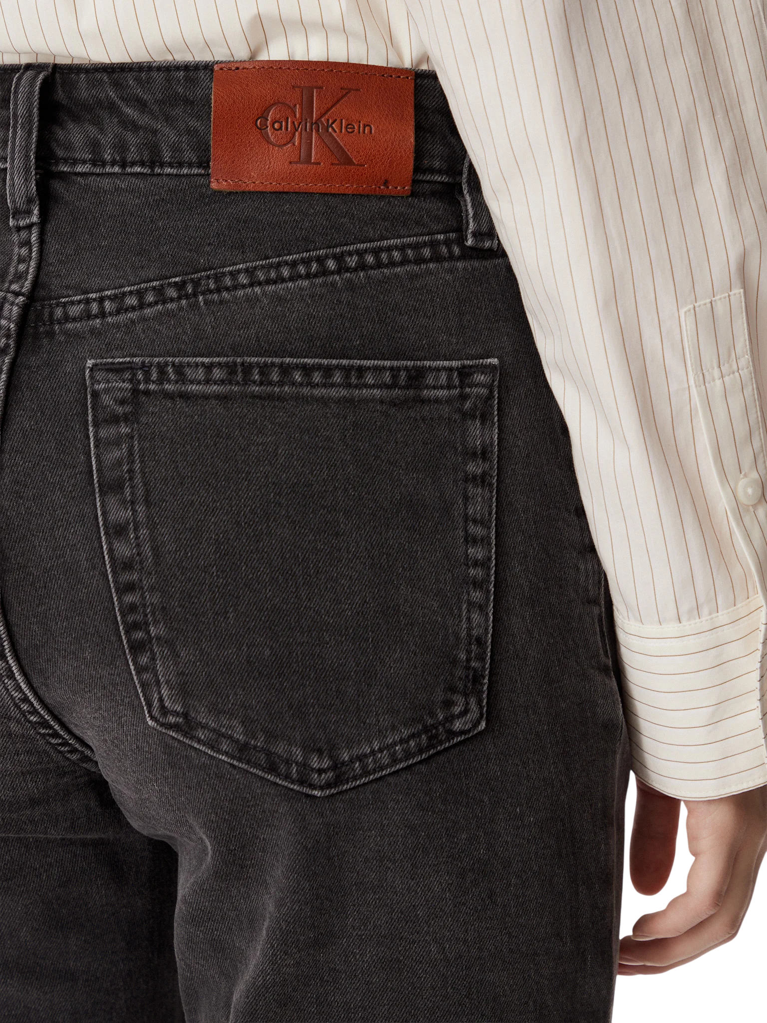 high rise straight LV047F708G Q2L Calvin Klein