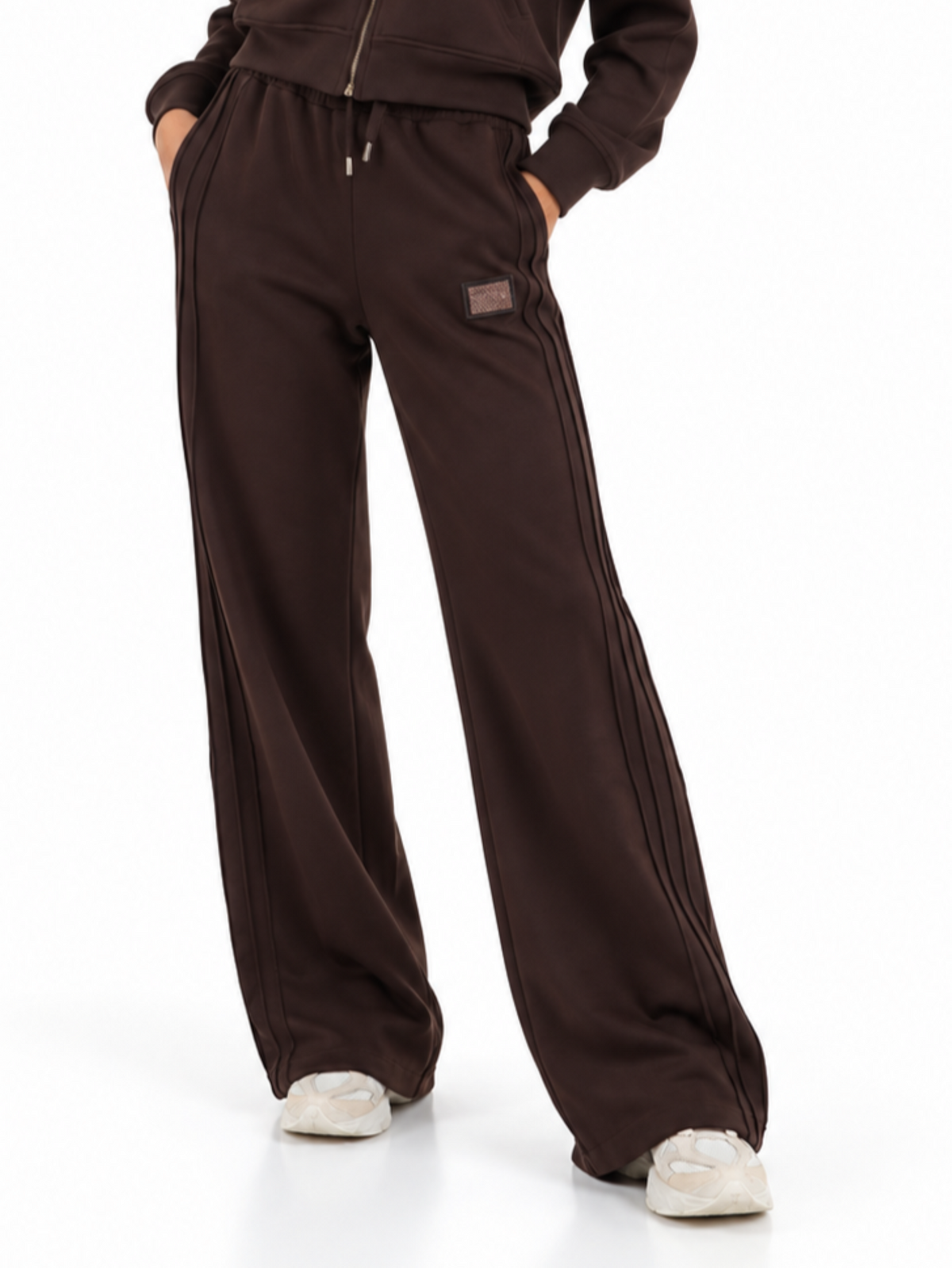 Yez Zee pantalone joggers gamba larga donna patch strass marrone P329-NR00 0232 YES-ZEE
