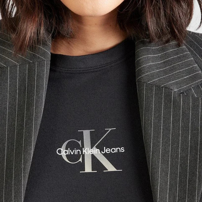 Calvin Klein Jeans T-shirt manica corta donna Gradient logo nero LV047F841G UB1 Calvin Klein Jeans