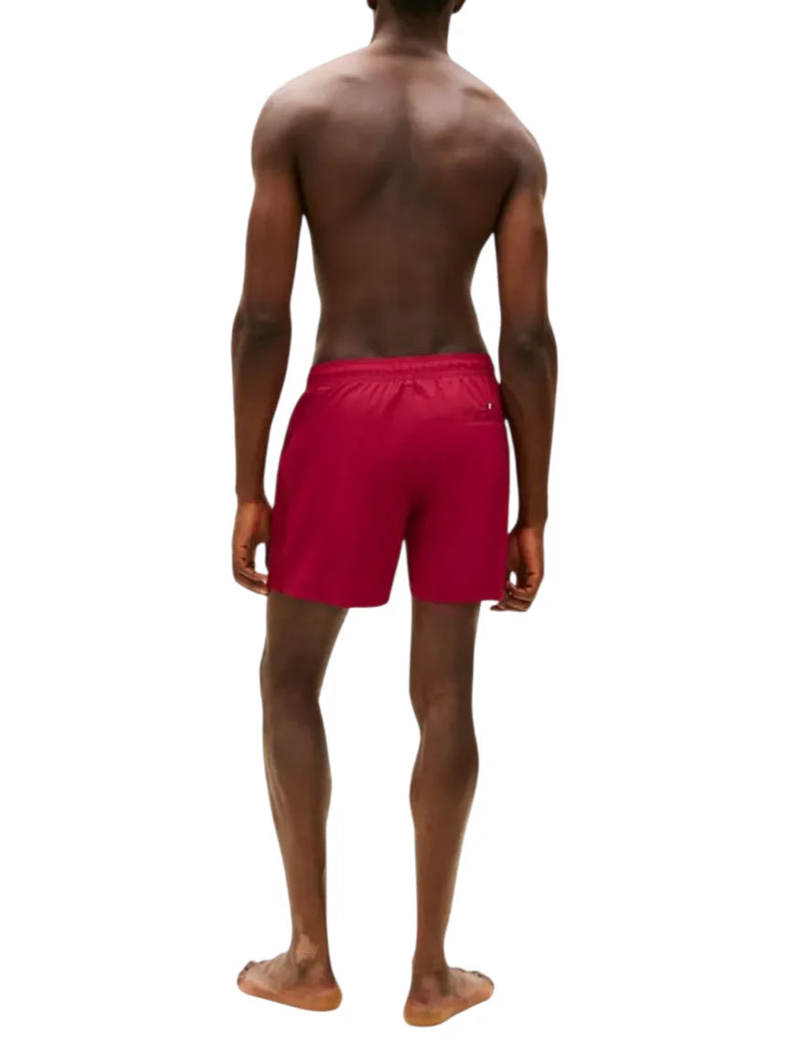 Tommy Hilfiger boxer mare uomo con bande logate rosso UM0UM03730 XKC Tommy Hilfiger beachwear