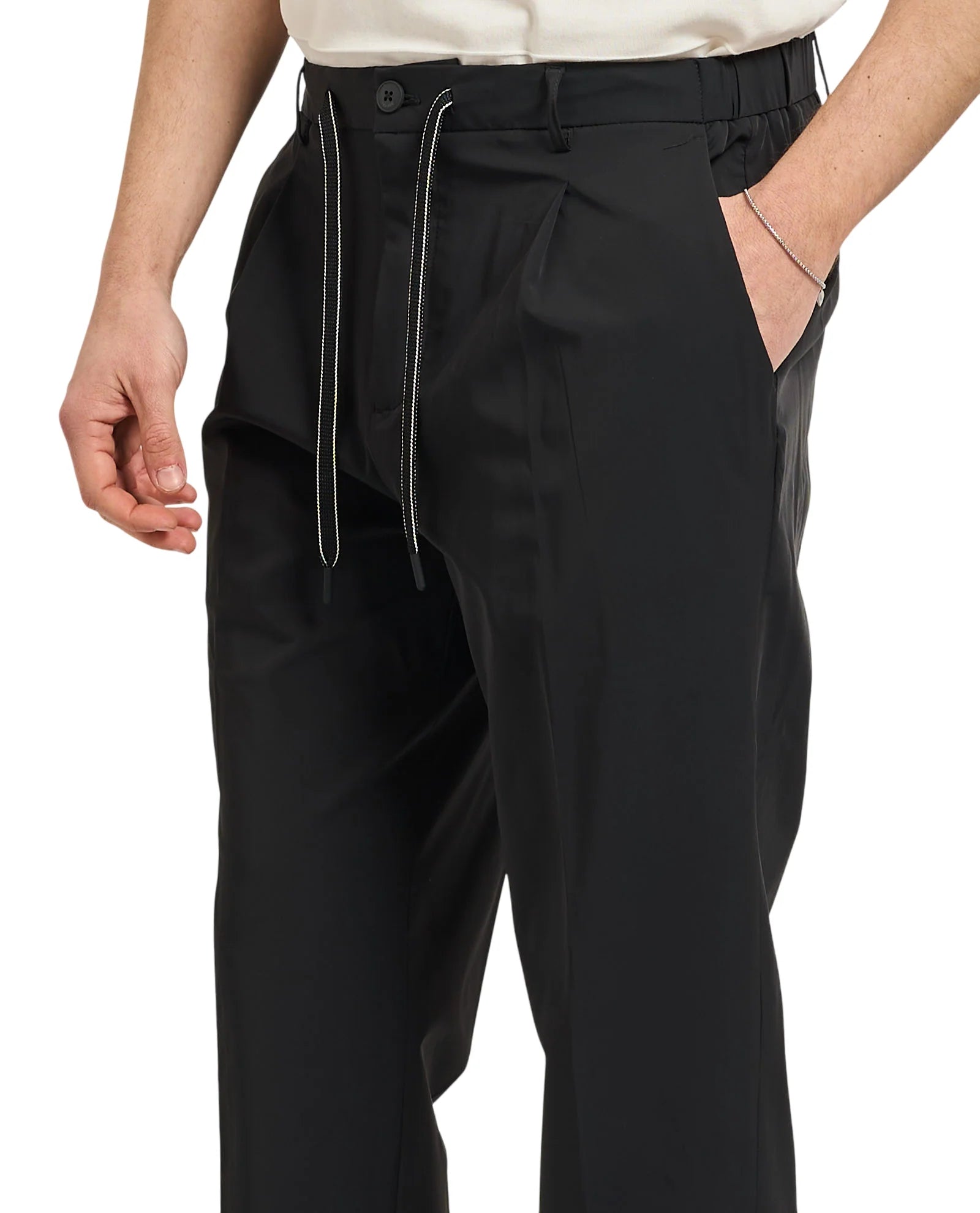 Yes Zee pantaloni uomo slim in nylon nero P670-KQ00 0801 YES-ZEE