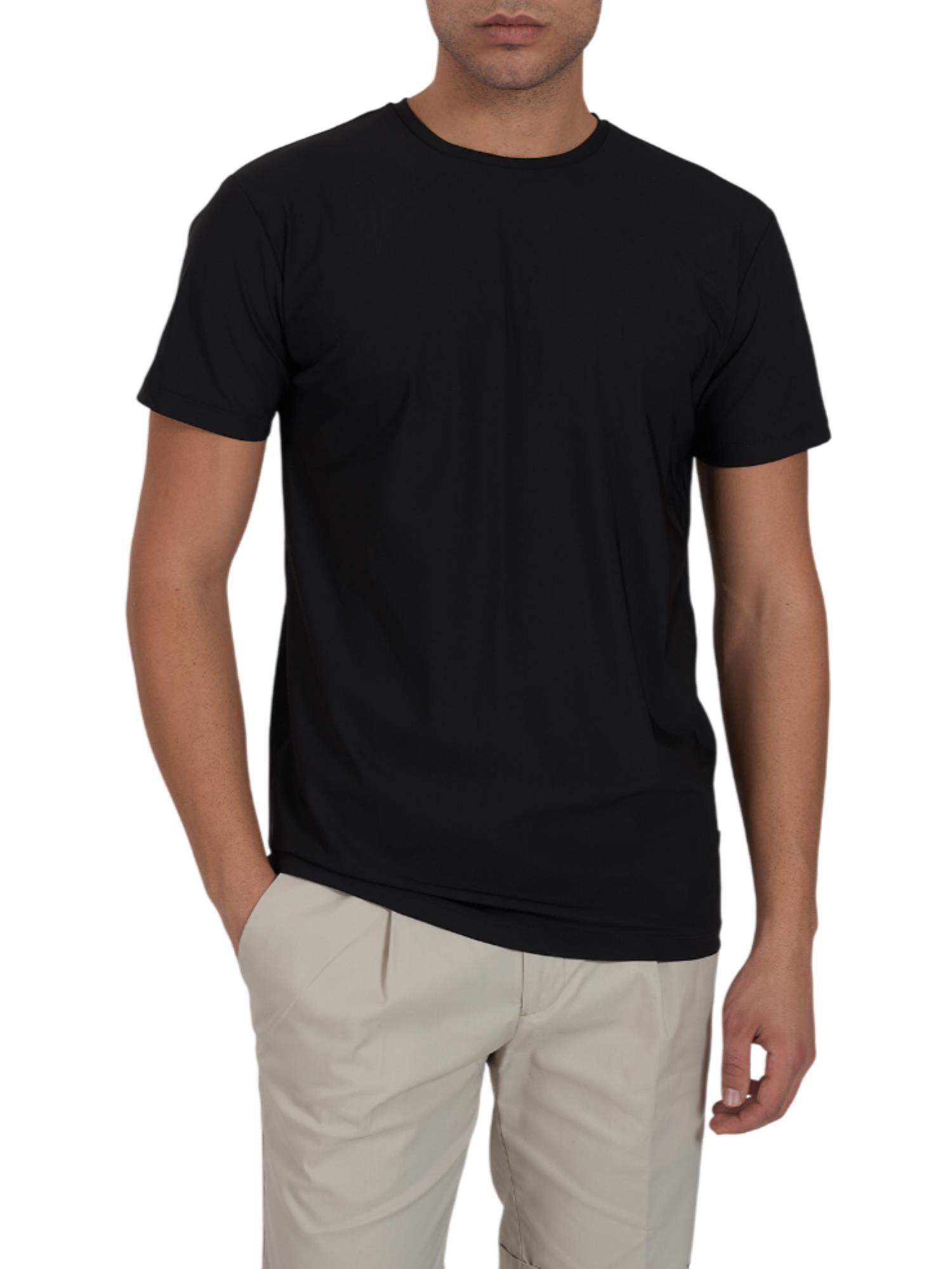 Yes Zee T-shirt manica corta in nylon stretch nero T778-OQ00 0801 YES-ZEE
