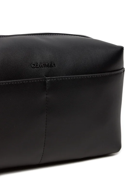 Calvin Klein pochette in ecopelle con cinturino da polso nero K50K512267 BEH Calvin Klein Accessori
