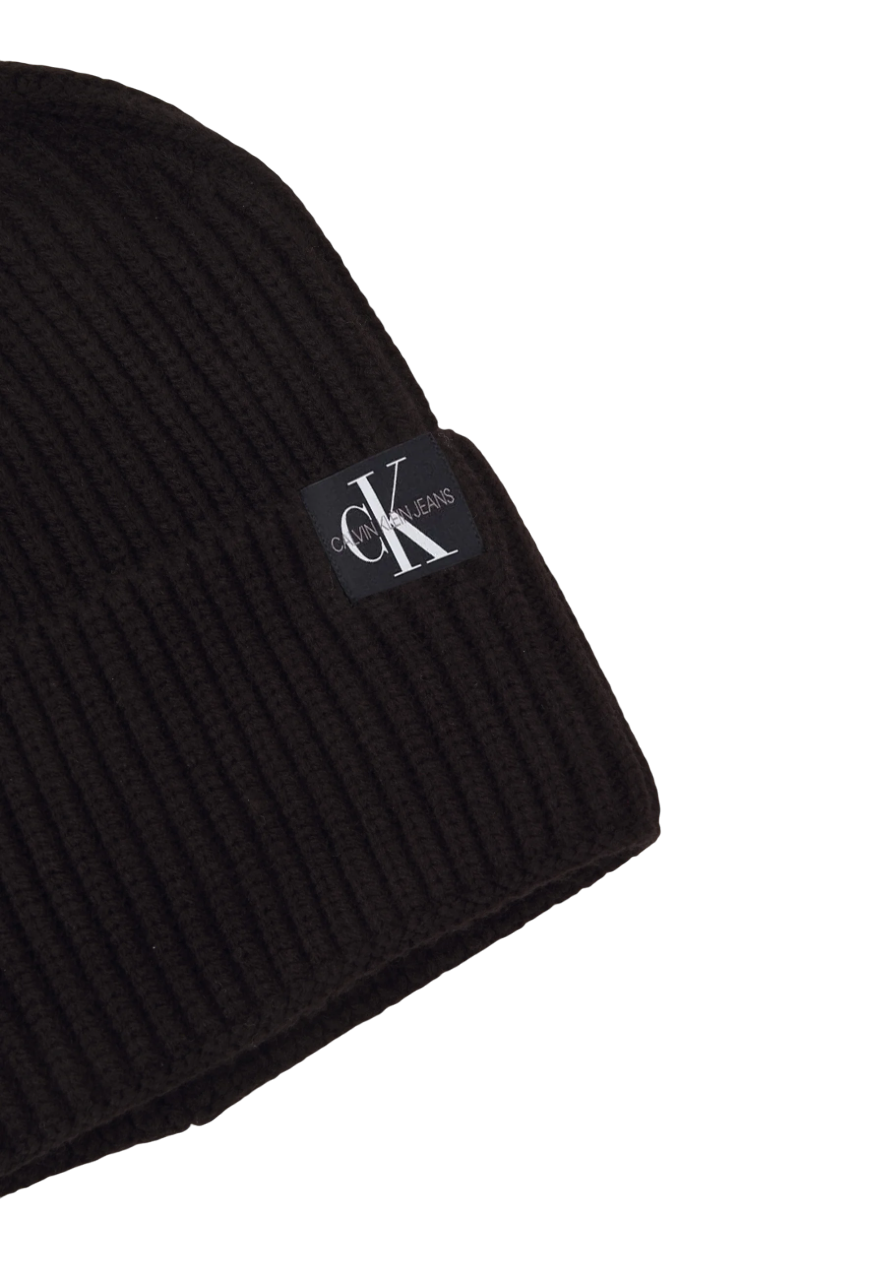 Calvin Klein Jeans berretto in maglia nero IU0IU00440 BEH Calvin Klein Jeans