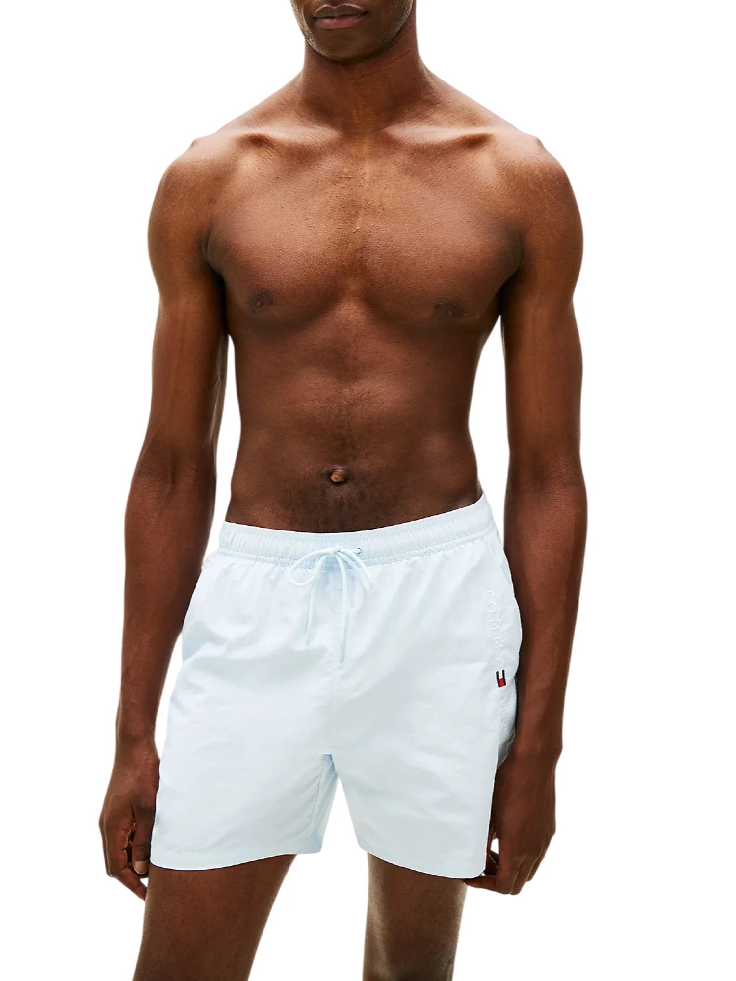 Tommy Hilfiger boxer mare uomo con logo celeste chiaro UM0UM03748 CYR Tommy Hilfiger beachwear 