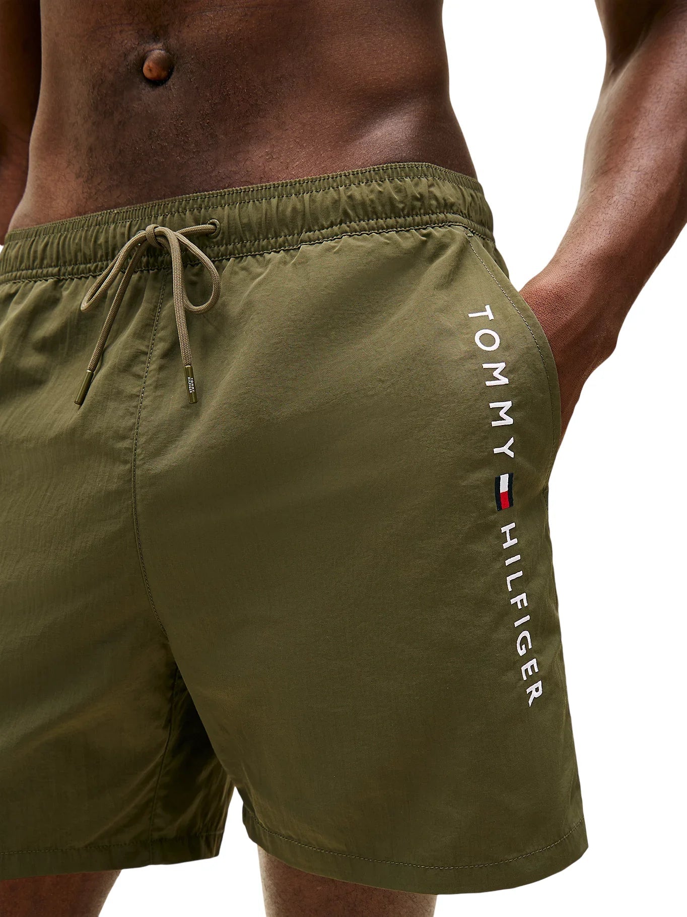 Tommy Hilfiger boxer mare uomo con logo verde UM0UM03748 RBN Tommy Hilfiger beachwear 