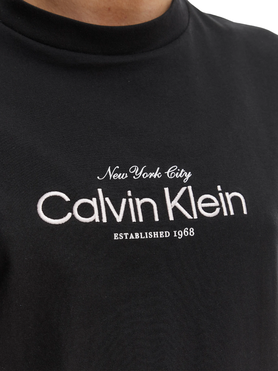 Calvin Klein Jeans T-shirt manica corta donna con logo nero LV047F810G UB1 Calvin Klein Jeans 
