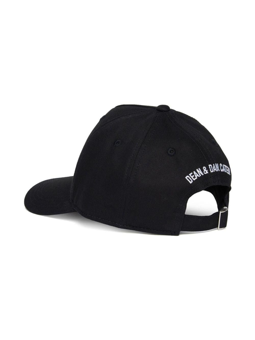 Dsquared2 cappello unisex con visiera e logo nero bianco DQ2116-D00YT DQ900 DSQUARED2 