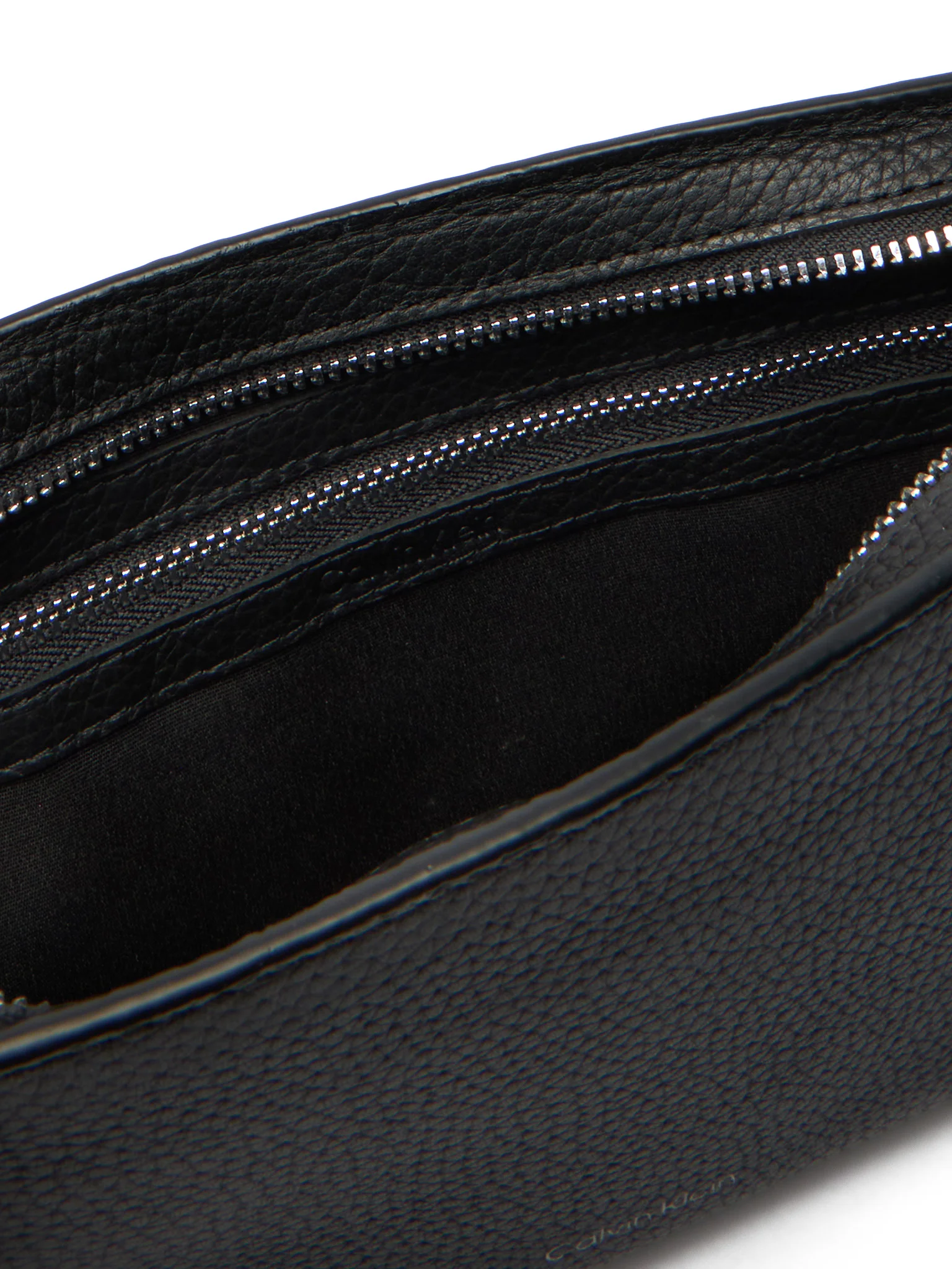 Calvin Klein pochette uomo in ecopelle martellata nero LV04D1153G UB1 Calvin Klein Accessori 