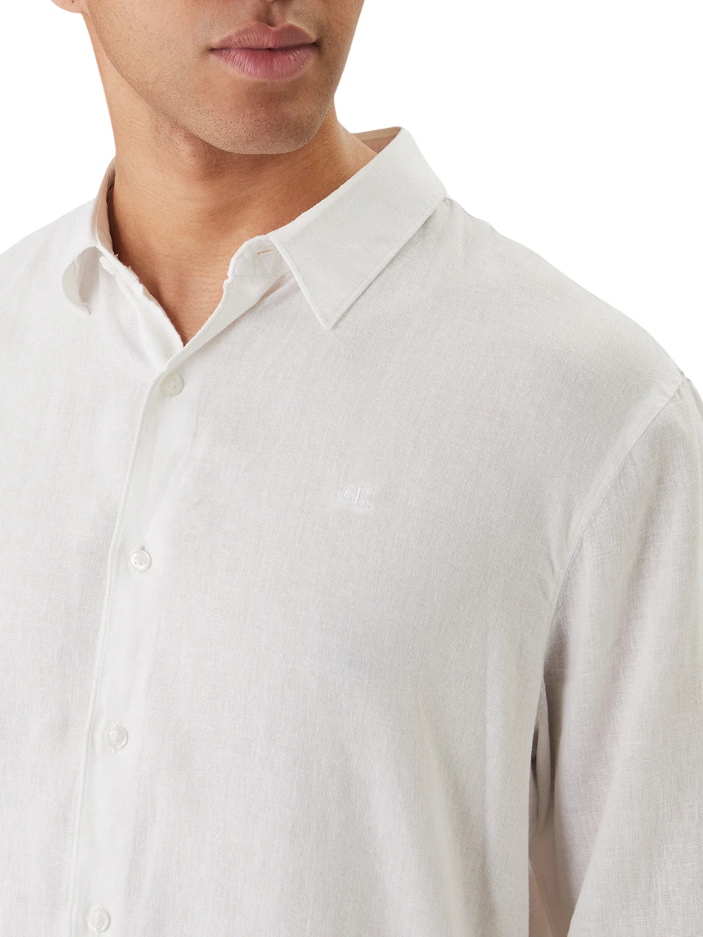 Calvin Klein camicia uomo manica lunga misto lino bianco LV04LE125G YAA Calvin Klein 