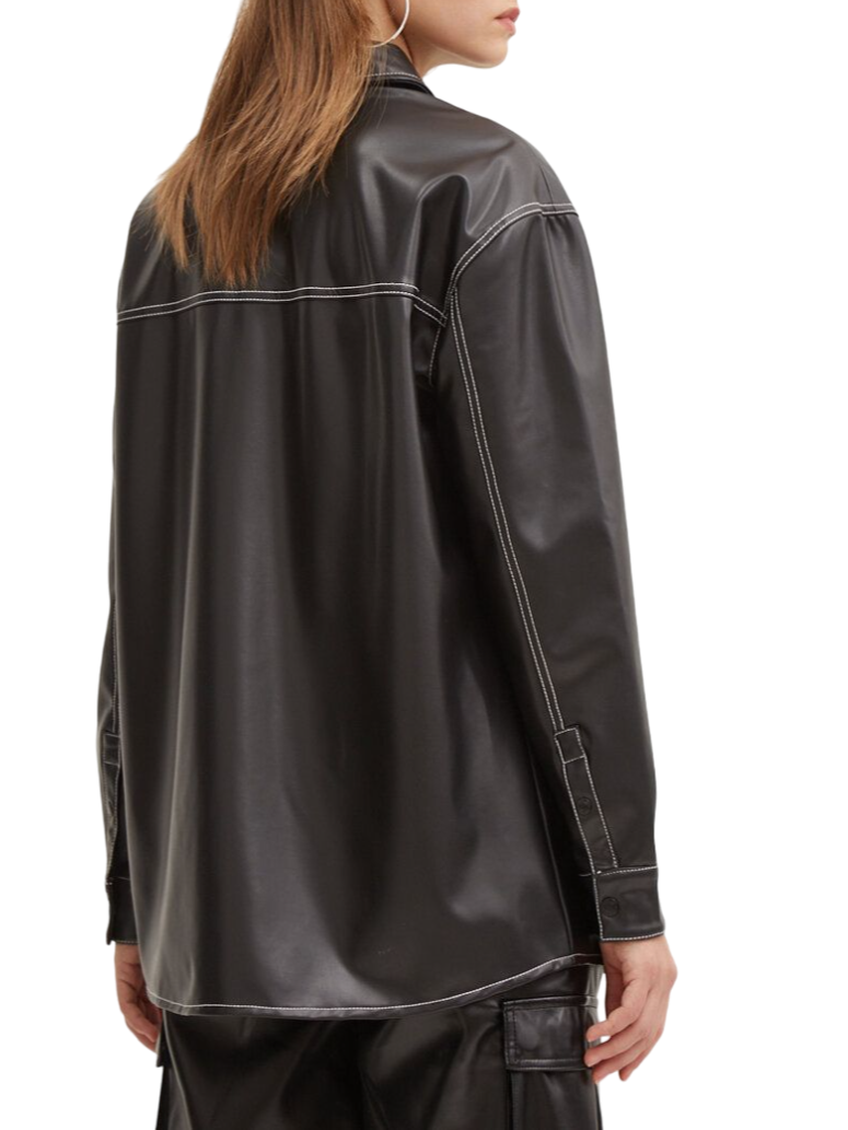 Karl Lagerfeld camicia over in ecopelle con logo nero 245J1604 J101 KARL LAGERFELD 