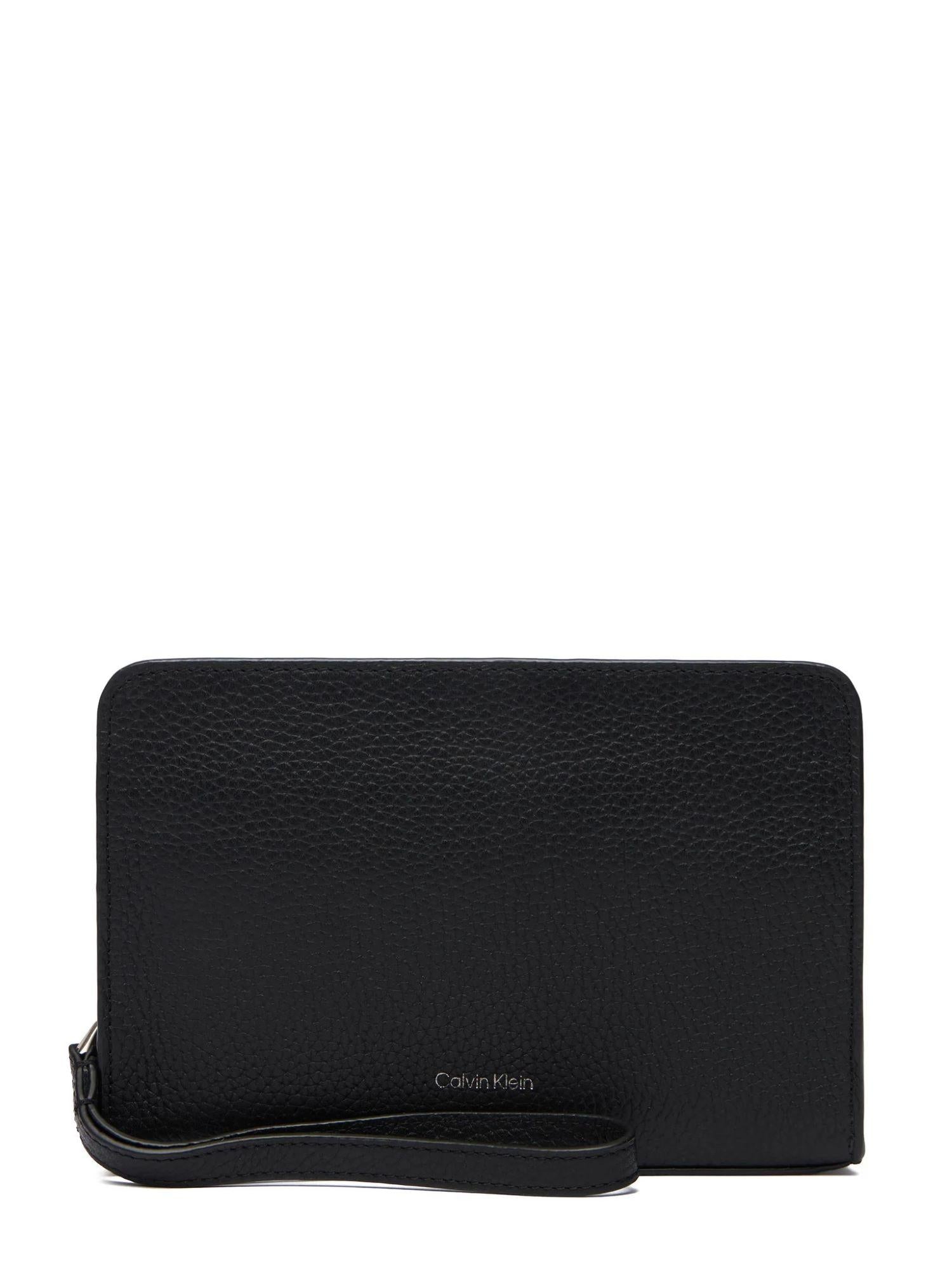 Calvin Klein pochette uomo in ecopelle martellata nero LV04D1153G UB1 Calvin Klein Accessori 